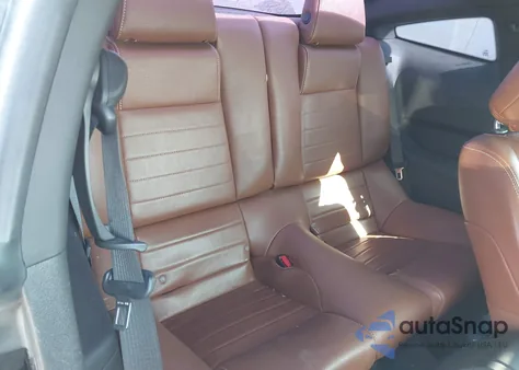 2012 Ford Mustang V6 Premium из США, поврежденный, VIN 1ZVBP8AM8C5274037